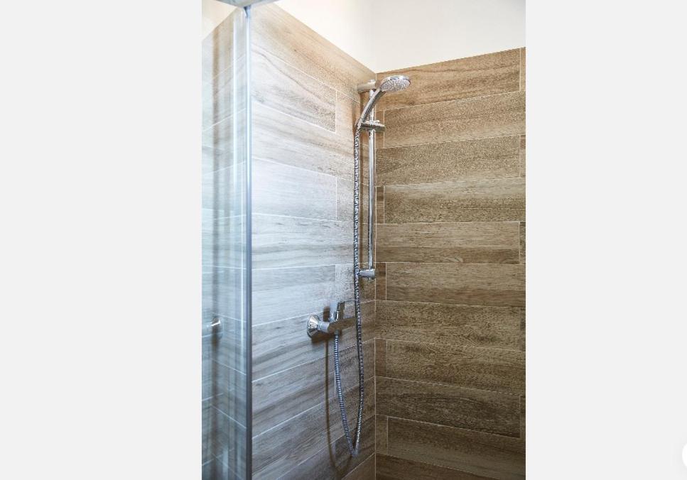 Beautiful Bohemian Apartment In Center Conditioned Air コモ エクステリア 写真