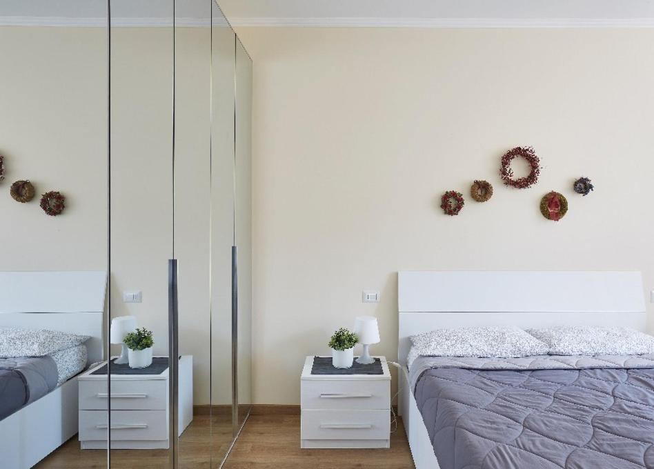 Beautiful Bohemian Apartment In Center Conditioned Air コモ エクステリア 写真